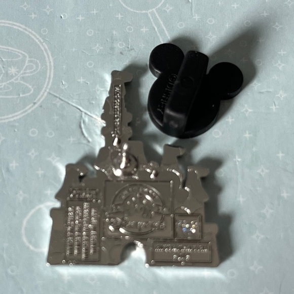 Disney Parks Hidden Disney Haunted Mansion Wallpaper Cinderella Castle Pin - Picture 3 of 3